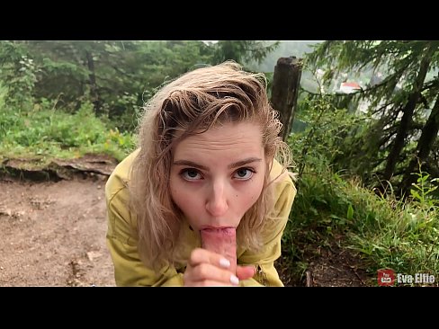 ❤️ 女孩在公共场合口交后吞下精液 - Eva Elfi ☑ Quality sex